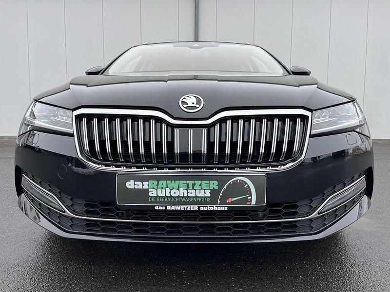 Gebraucht Skoda Superb Style 150 PS (110 kW) 2021 Schwarz Kombi