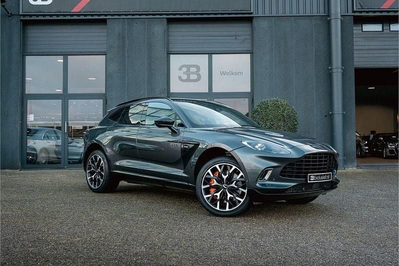 Gebraucht Aston Martin DBX 551 PS (405 kW) 2021 Grau SUV
