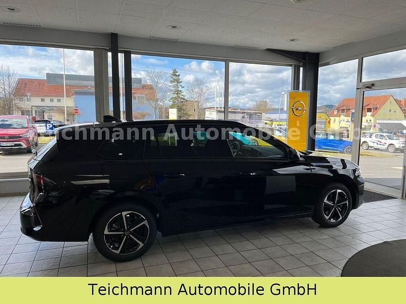 Neu Opel Astra Edition 145 PS (106 kW) 2026 Schwarz Kombi