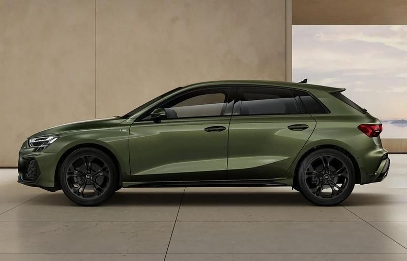 Neu Audi A3 Ambiente 204 PS (150 kW) 2026 Distriktgrün metallic Limousine