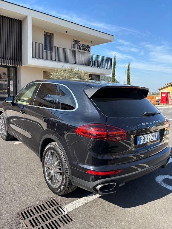 Gebraucht Porsche Cayenne 262 PS (192 kW) 2015 Schwarz SUV