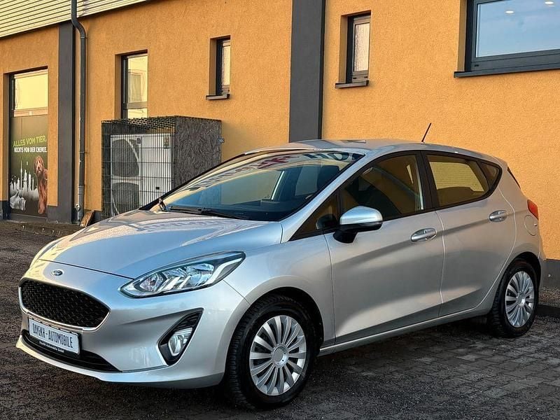 Gebraucht Ford Fiesta Cool & Connect 101 PS (74 kW) 2019 Silber Kleinwagen