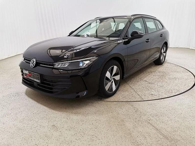 Gebraucht VW Passat 150 PS (110 kW) 2024 Grenadillschwarz metallic Kombi
