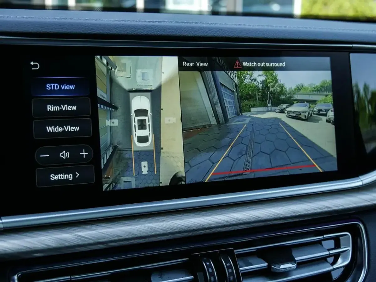 Gebraucht Hongqi H9 185 PS (136 kW) 2025 Schwarz Limousine