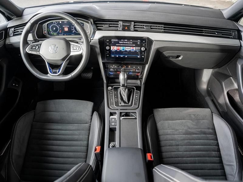 Gebraucht VW Passat GTE 218 PS (160 kW) 2023 Schwarz Kombi