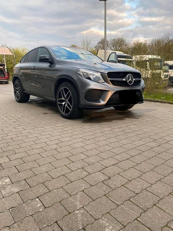 Grau Gebraucht 2019 Mercedes GLE350 Coupé | 42.000 € (Guter Preis) - Bild 1/4