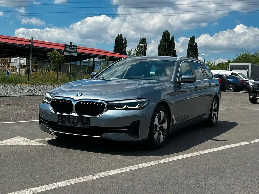 Gebraucht BMW 518 Sport Line 150 PS (110 kW) 2020 Limousine
