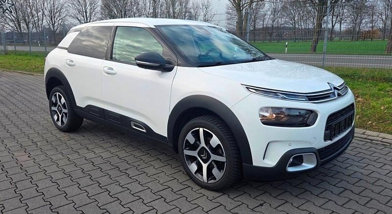 Weiß Gebraucht 2019 Citroën C4 Shine Limousine | 6.800 € (Superpreis) - Bild 1/4