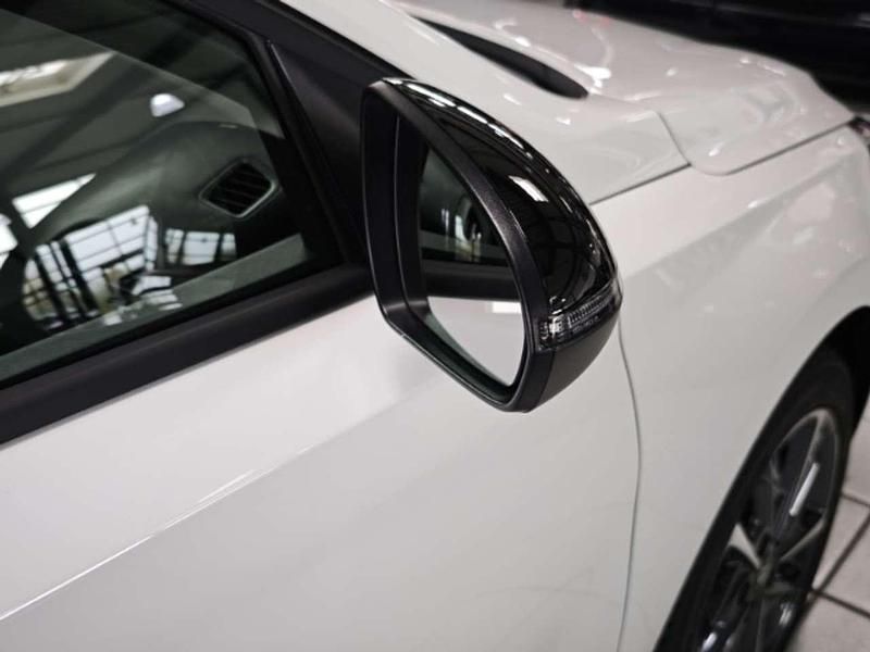 Neu Hyundai i30 101 PS (74 kW) 2025 Weiss Kombi