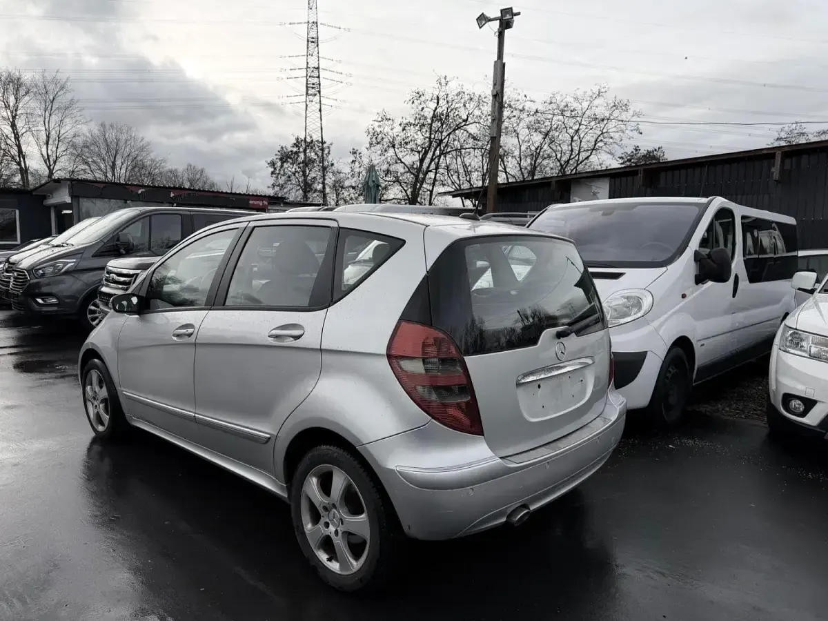 Gebraucht Mercedes A200 140 PS (102 kW) 2007 Silber Kleinwagen