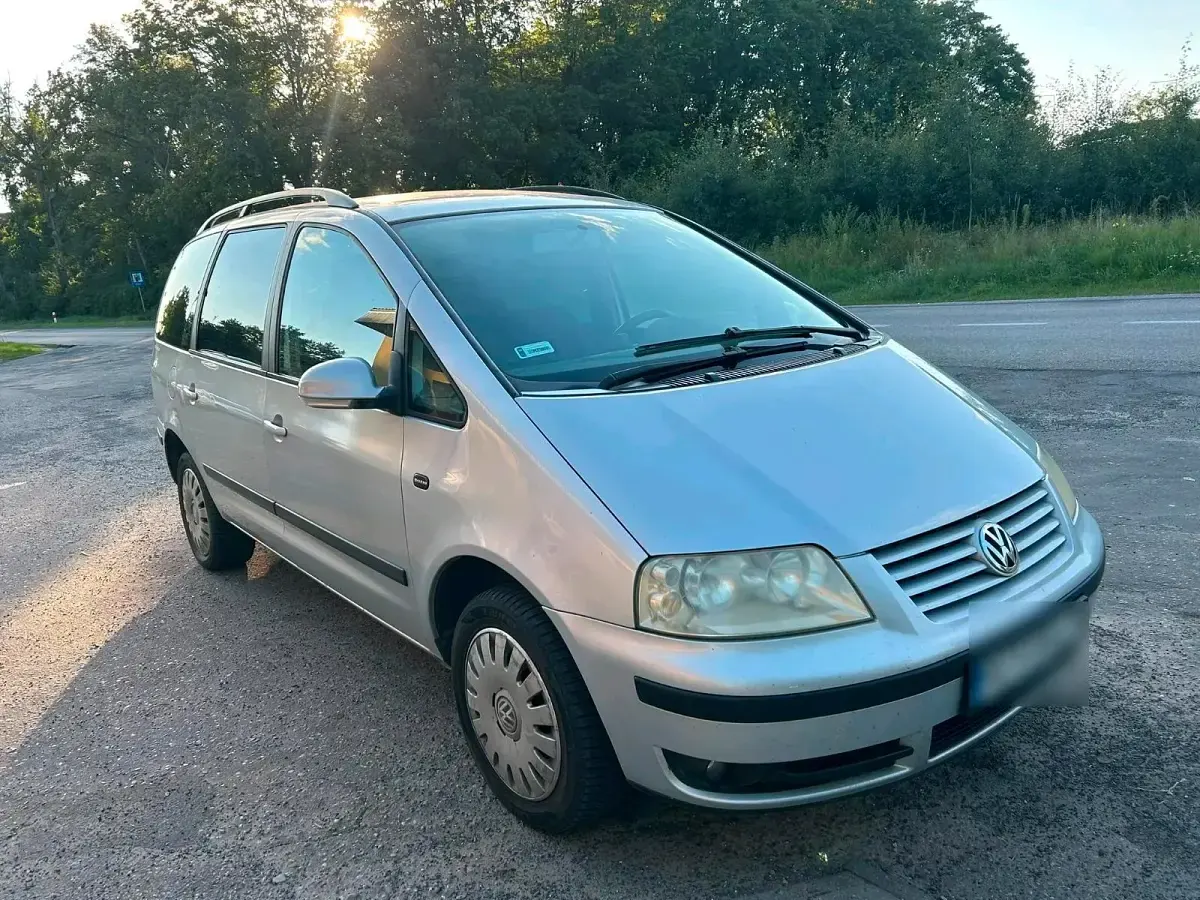 Gebraucht VW Sharan 131 PS (96 kW) 2005 Silber Van / Kleinbus