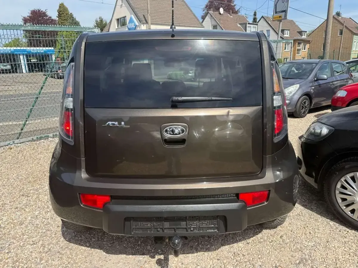 Gebraucht Kia Soul Attract 126 PS (92 kW) 2009 Java brown SUV