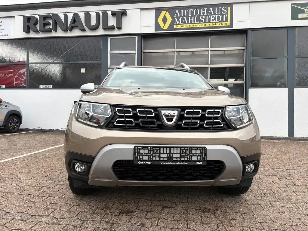 Gebraucht Dacia Duster Prestige 131 PS (96 kW) 2019 Grau SUV