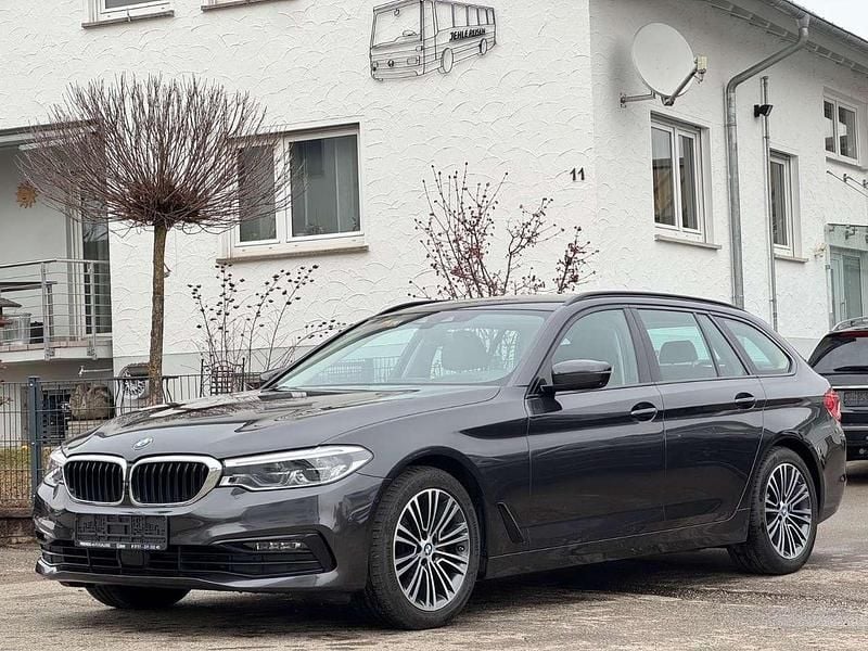 Gebraucht BMW 520 Sport Line 190 PS (139 kW) 2020 Sophistograu Kombi