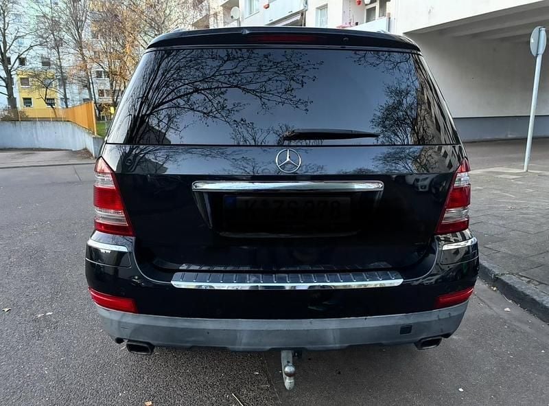 Gebraucht Mercedes GL320 224 PS (164 kW) 2009 Schwarz SUV