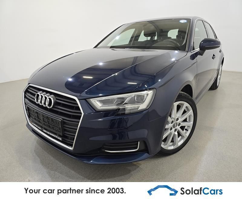 Gebraucht Audi A3 Design 116 PS (85 kW) 2019 Blau Limousine
