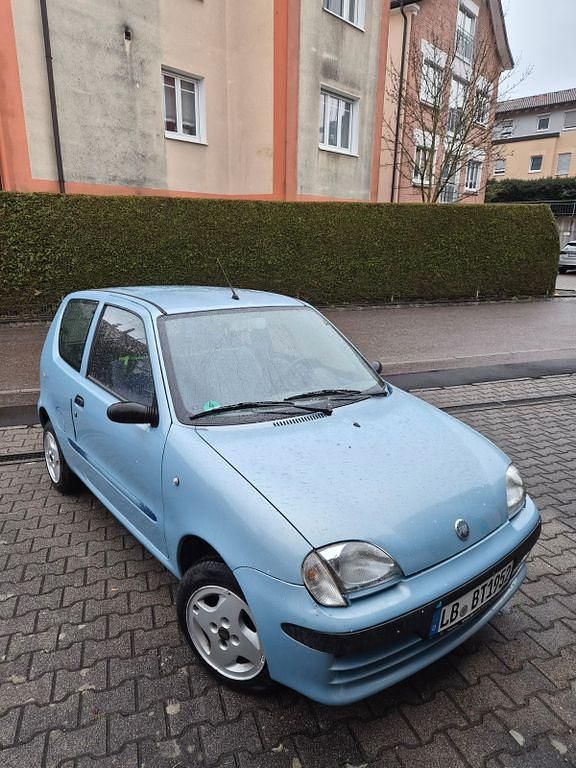 Gebraucht Fiat Seicento 54 PS (39 kW) 2001 Blau Kleinwagen