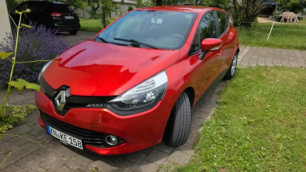 Gebraucht Renault Clio Expression 75 PS (55 kW) 2014 Rot Limousine