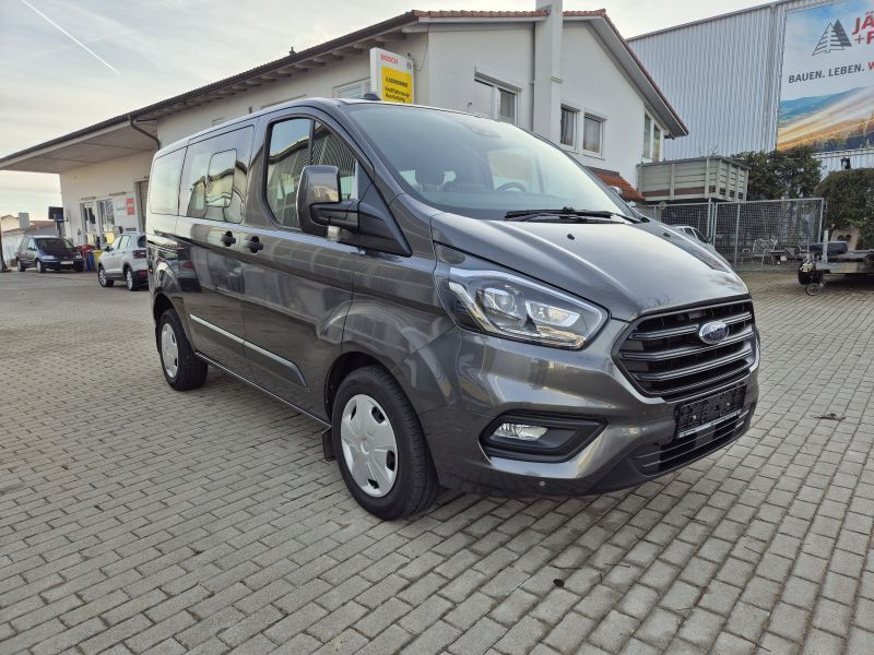 Grau Gebraucht 2020 Ford Transit Custom Van / Kleinbus | 38.190 € (Etwas zu teuer) - Bild 1/4