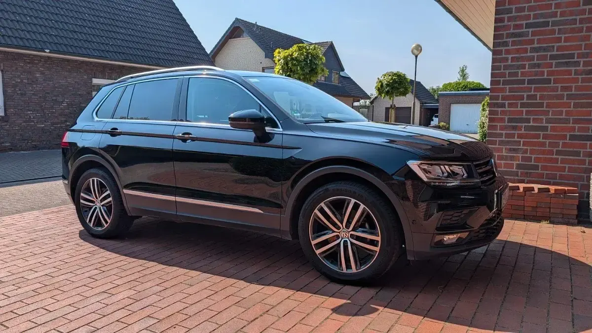 Gebraucht VW Tiguan Comfortline 125 PS (91 kW) 2018 Schwarz SUV