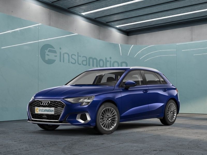 Blau Gebraucht 2021 Audi A3 Sportback Advanced Plus Kleinwagen | 24.985 € (Fairer Preis) - Bild 1/4