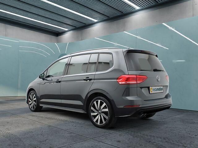 Gebraucht VW Touran Highline 150 PS (110 kW) 2024 Grau Van / Kleinbus