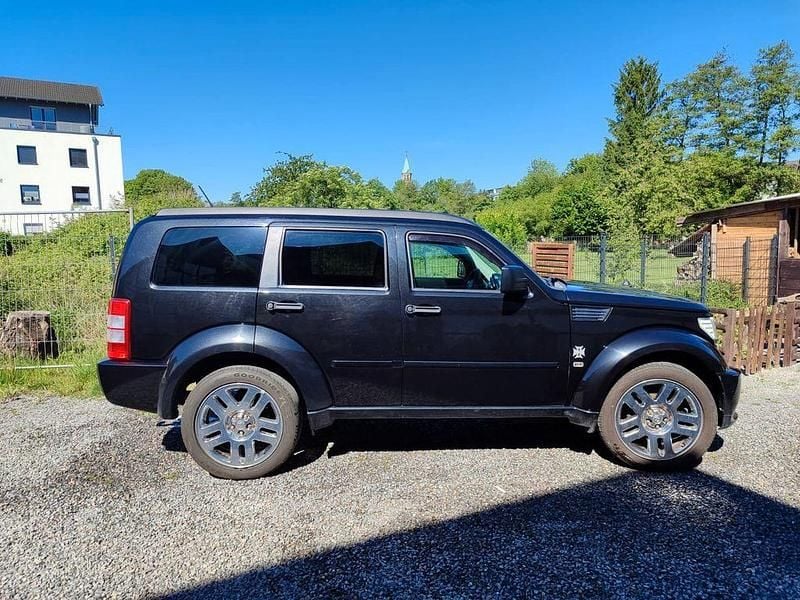 Schwarz Gebraucht 2008 Dodge Nitro SUV | 5.500 € (Guter Preis) - Bild 1/4