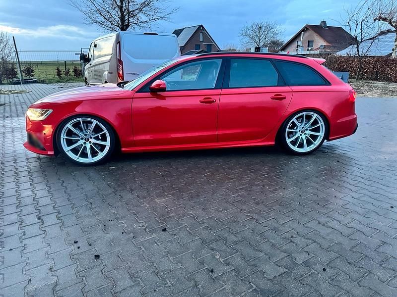 Gebraucht Audi RS6 668 PS (491 kW) 2014 Rot Kombi