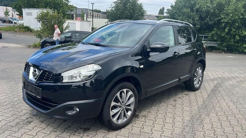 Schwarz Gebraucht 2013 Nissan Qashqai Tekna SUV | 6.399 € (Superpreis) - Bild 1/4