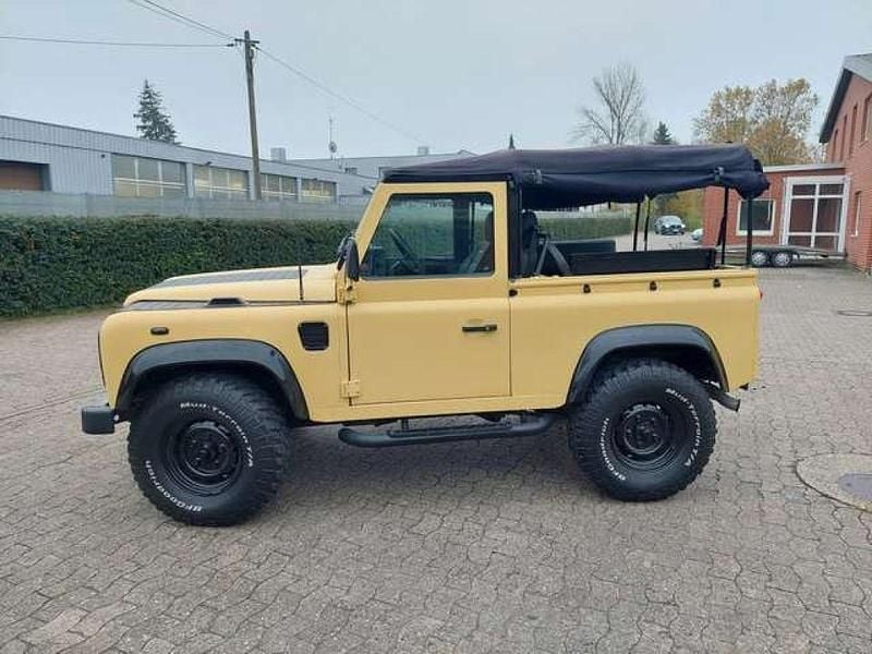 Gebraucht Land Rover Defender 122 PS (89 kW) 2007 Beige SUV