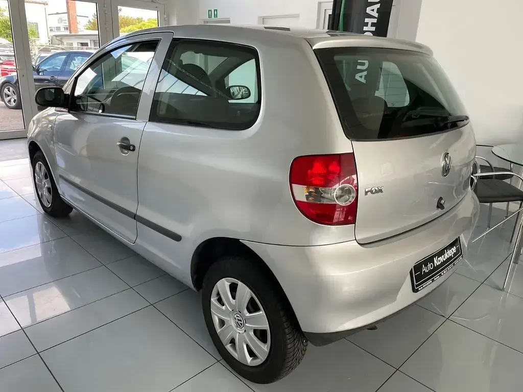 Gebraucht VW Fox 60 PS (44 kW) 2006 Silber Kleinwagen