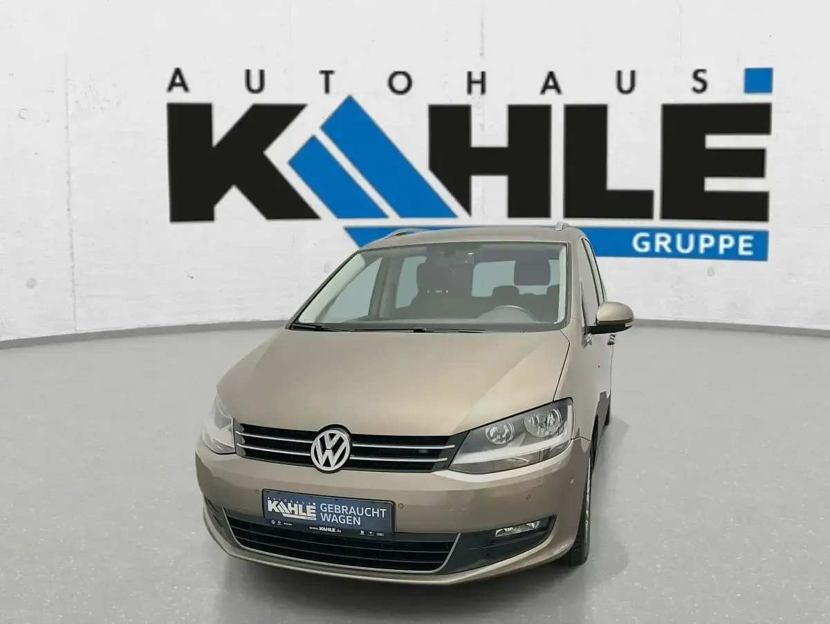 Gebraucht VW Sharan Cup 177 PS (130 kW) 2015 Gold Van / Kleinbus