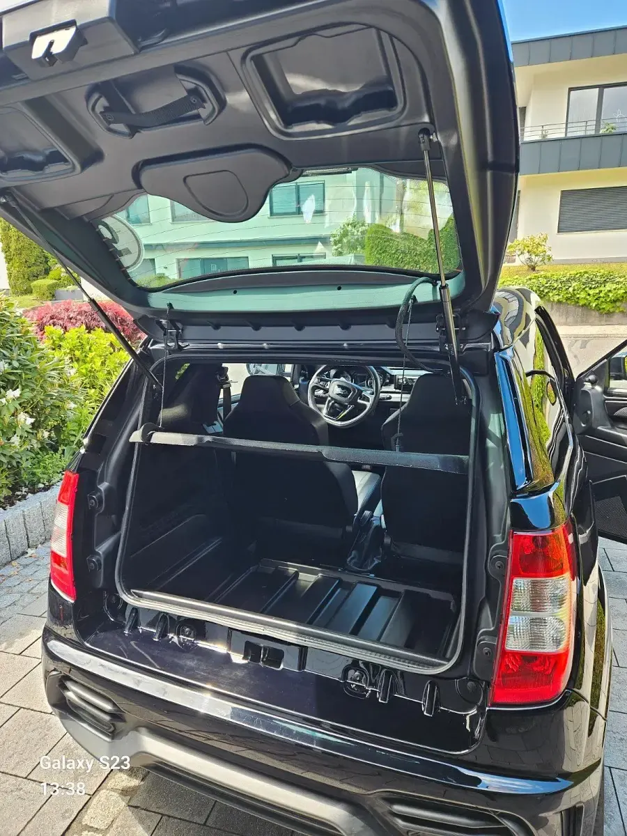 Gebraucht Ligier JS50 2024 Schwarz Kleinwagen