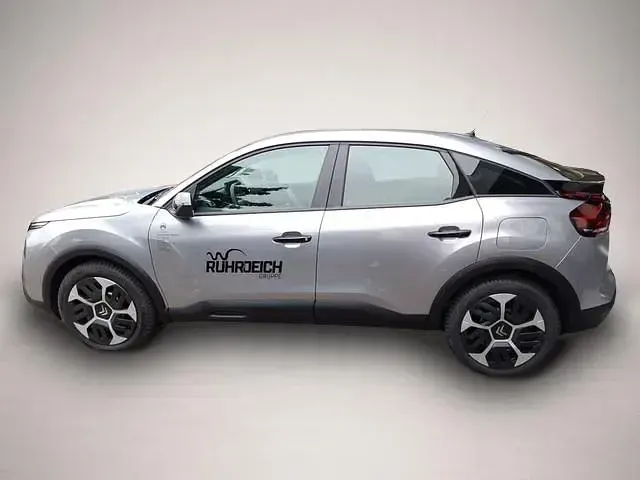 Gebraucht Citroën C4 101 PS (74 kW) 2025 Manufacturer SUV