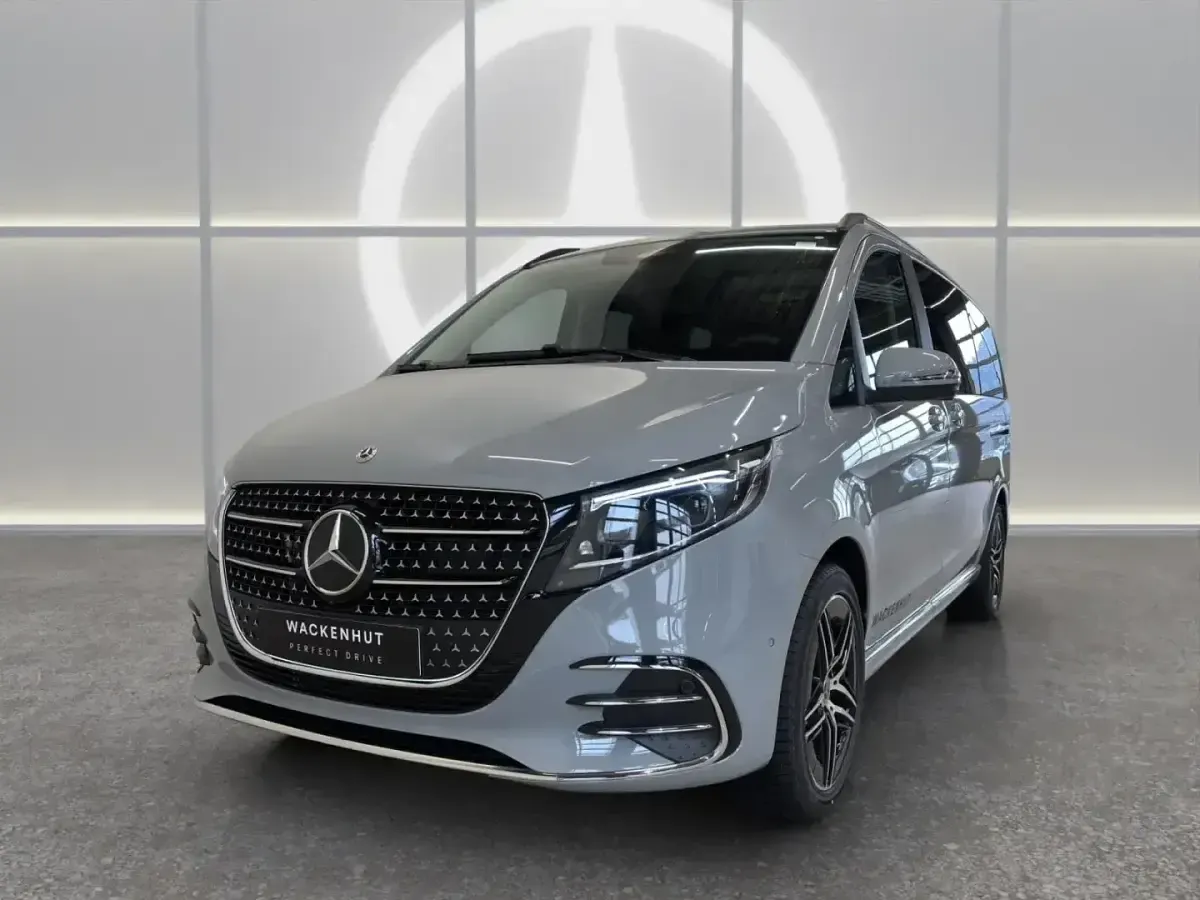 Gebraucht Mercedes V300 Style 237 PS (174 kW) 2026 Grau Van / Kleinbus
