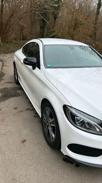 Gebraucht Mercedes C200 AMG 184 PS (135 kW) 2016 Weiß Coupé
