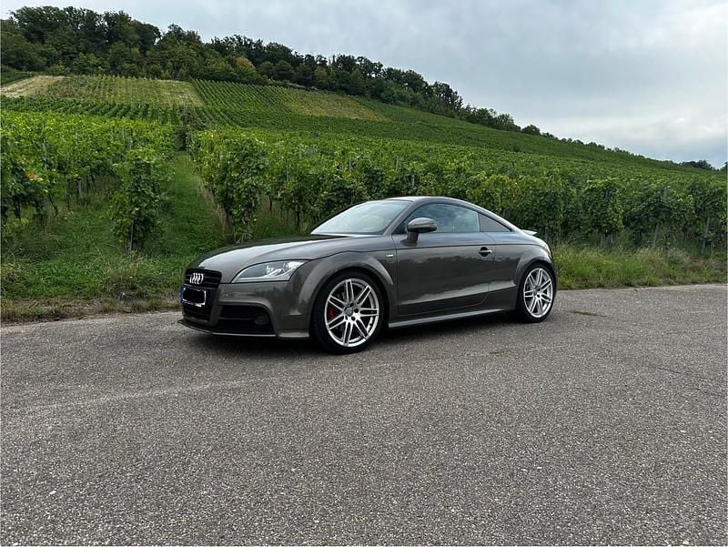 Grau Gebraucht 2012 Audi TT S-Line Coupé | 12.999 € (Guter Preis) - Bild 1/4