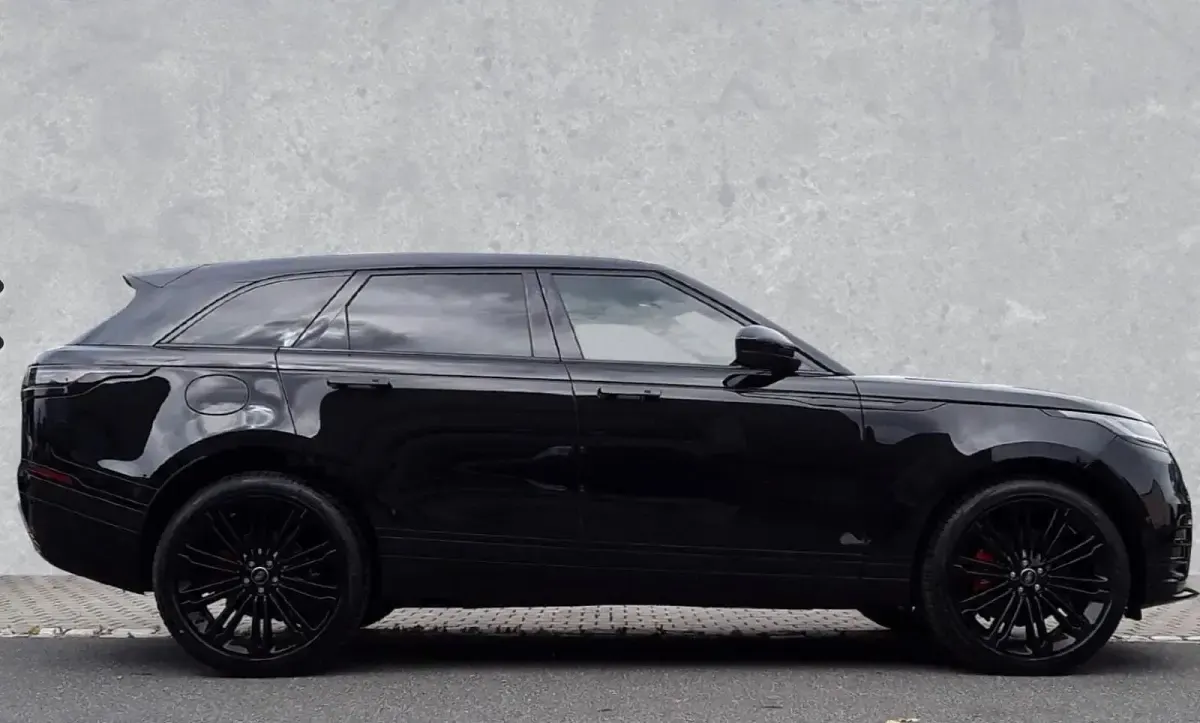 Gebraucht Land Rover Range Rover Velar SE Dynamic 300 PS (220 kW) 2024 Schwarz SUV