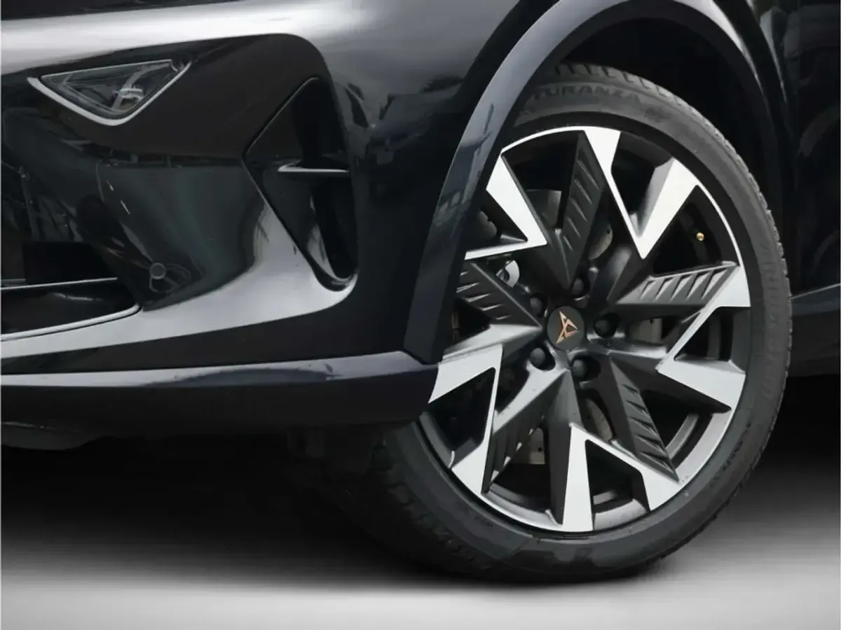 Neu Cupra Formentor VZ 333 PS (244 kW) 2026 Schwarz SUV