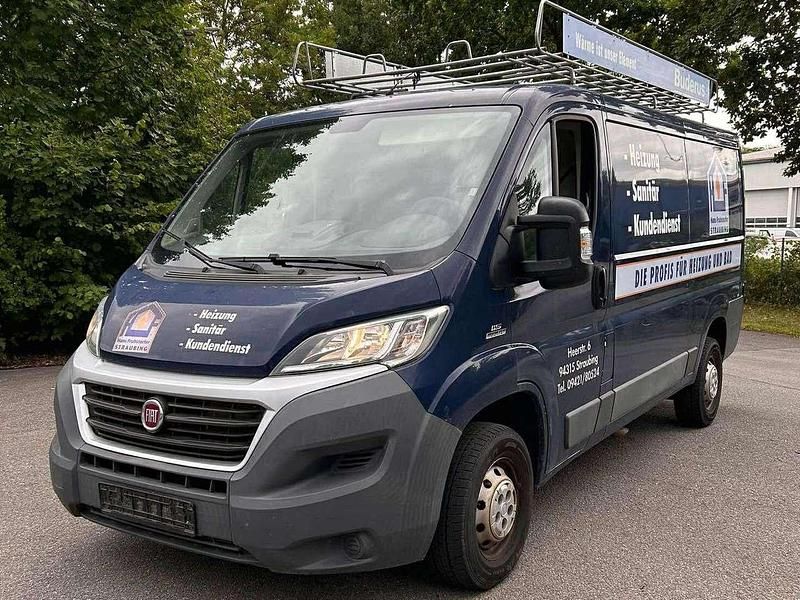 Blau Gebraucht 2015 Fiat Ducato Van | 9.900 € (Guter Preis) - Bild 1/4