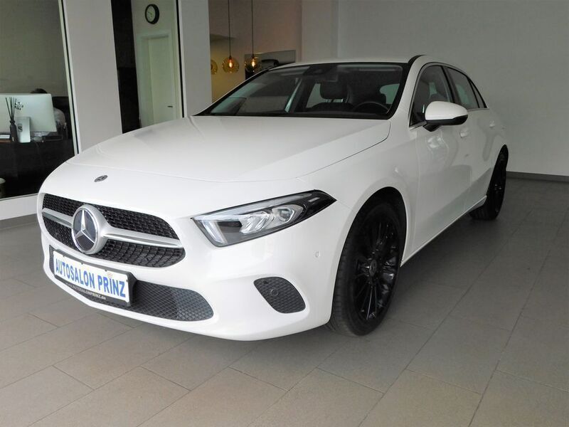 Weiß Gebraucht 2018 Mercedes A250 Limousine | 23.490 € (Guter Preis) - Bild 1/4