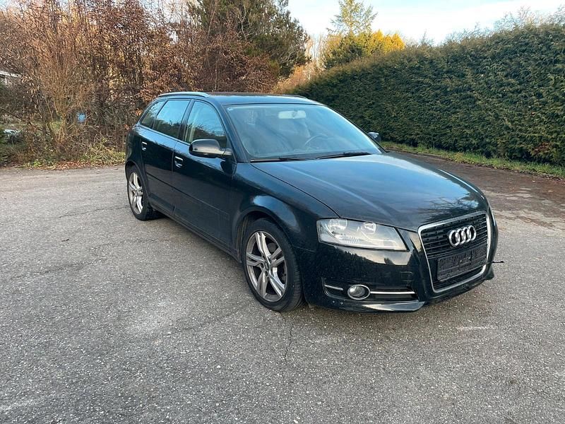 Schwarz Gebraucht 2011 Audi A3 Limousine | 3.750 € (Superpreis) - Bild 1/4