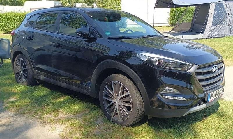 Schwarz Gebraucht 2018 Hyundai Tucson Passion SUV | 15.444 € (Guter Preis) - Bild 1/4