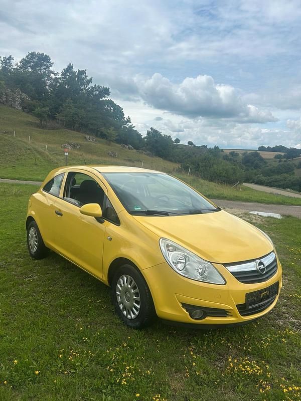 Gelb Gebraucht 2009 Opel Corsa Kleinwagen | 1.600 € (Guter Preis) - Bild 1/4