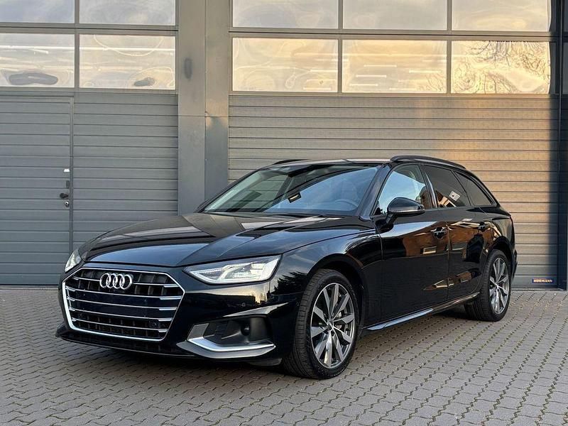 Gebraucht Audi A4 Sport 190 PS (139 kW) 2020 Schwarz Limousine