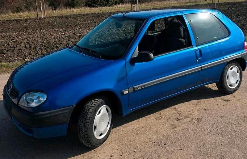 Gebraucht Citroën Saxo 60 PS (44 kW) 2001 Blau Kleinwagen