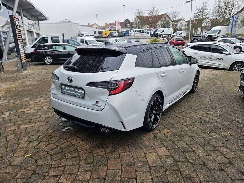 Gebraucht Toyota Corolla Sport 196 PS (144 kW) 2022 Ash grey metallic black Kombi
