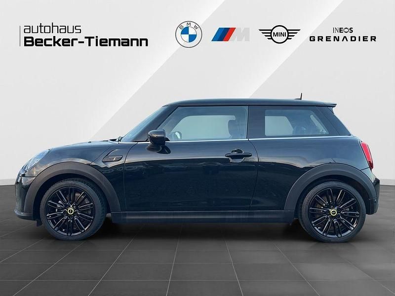 Gebraucht Mini Cooper SE Hatch 135 kW (184 PS) 2022 Schwarz Kleinwagen