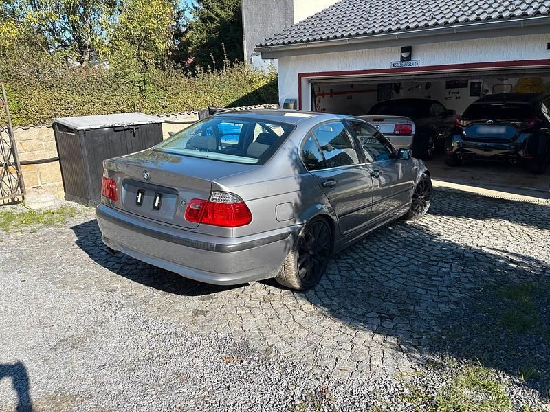 Occasion BMW 320 170 ch (125 kW) 2004 Gris Berline