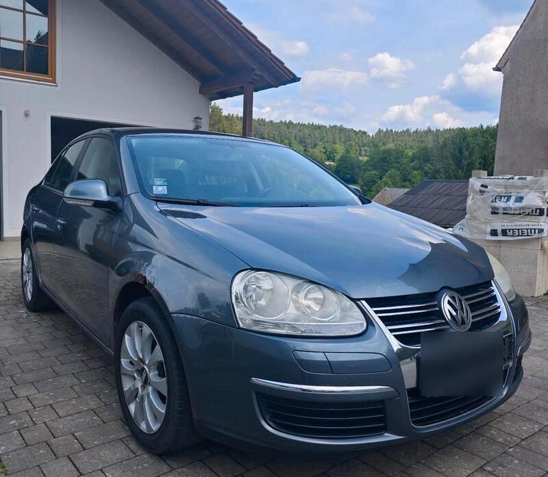 Grau Gebraucht 2006 VW Golf V Limousine | 800 € (Superpreis) - Bild 1/4